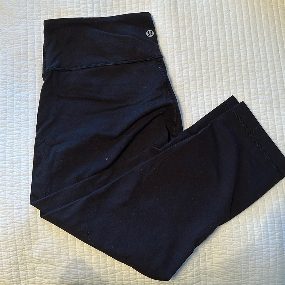 Lululemon mid rise black legging size 10